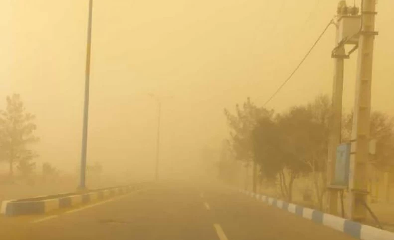 آسمان در مناطقی از غرب کشور غبارآلود است