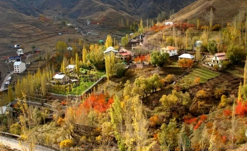 روستایی که ناصرالدین شاه در آن عاشق شد